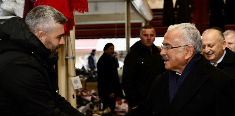 Ordu Büyükşehir Belediye Başkanı Mehmet Hilmi ve Ünye Belediye Başkanı Hüseyin Tavlı Kapalı Pazar Esnafını Ziyaret Ettiler