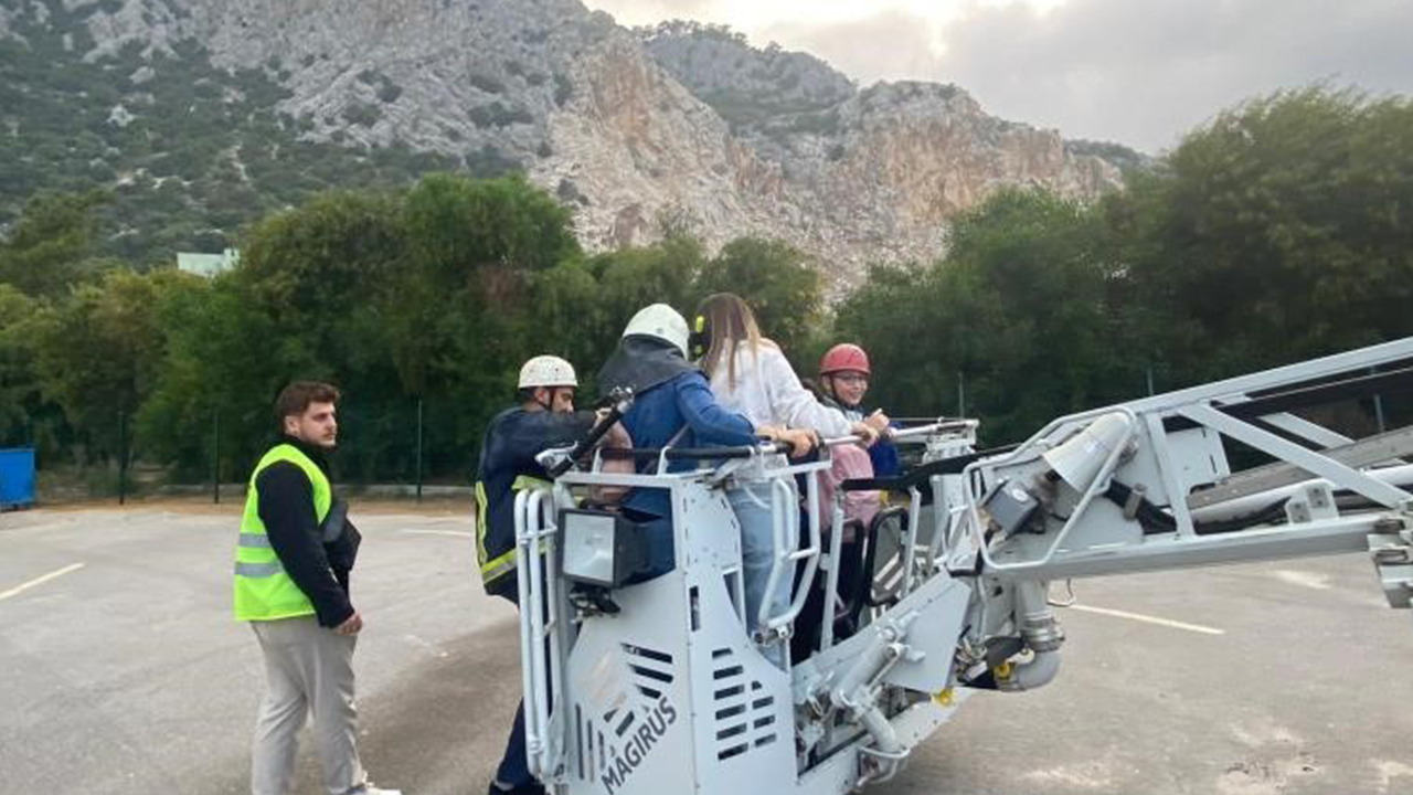 Antalya Tünektepe Teleferik ve Sosyal Tesislerinde Teleferik Kazası Meydana Geldi