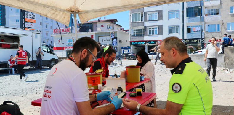 Kızılayın 156. Kuruluş Yılı Dolayısıyla Kan Bağışında Bulundular